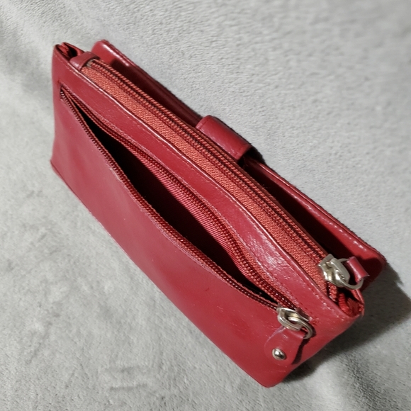 Great American Leather Works Wallet: Credit Card, Checkbook, Bills Change - Picture 7 of 10